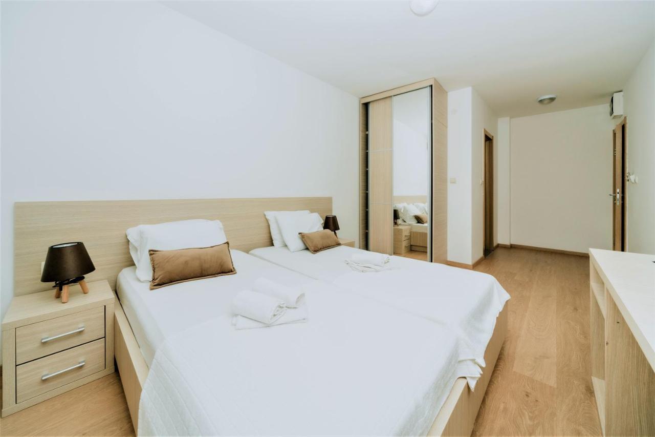 Guesthouse Radjen スヴェティ・ステファン エクステリア 写真